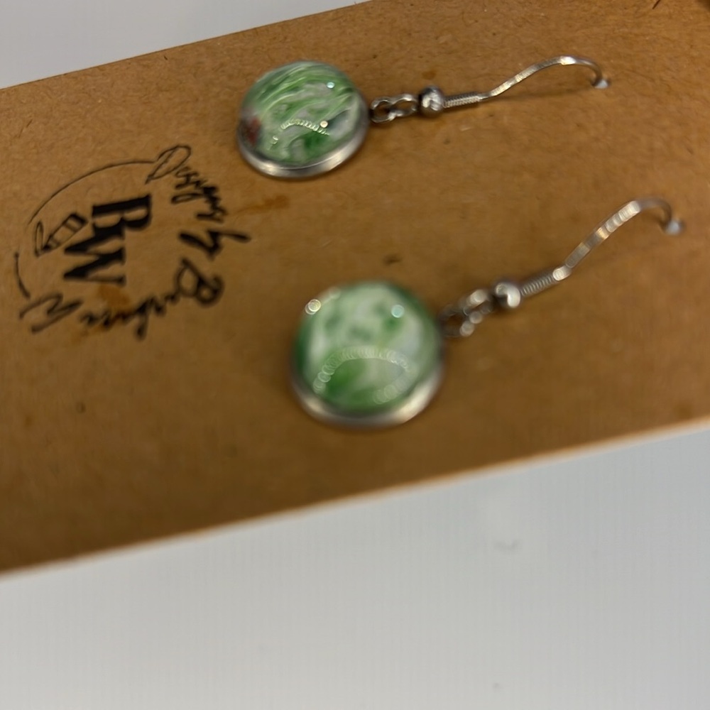 Handmade dangle earrings - hypoallergenic stainless steel setting. One of a kind - Picture 4 of 6